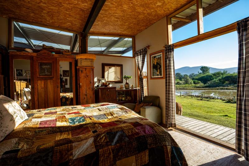 5 Bedroom Property for Sale in The Crags Western Cape